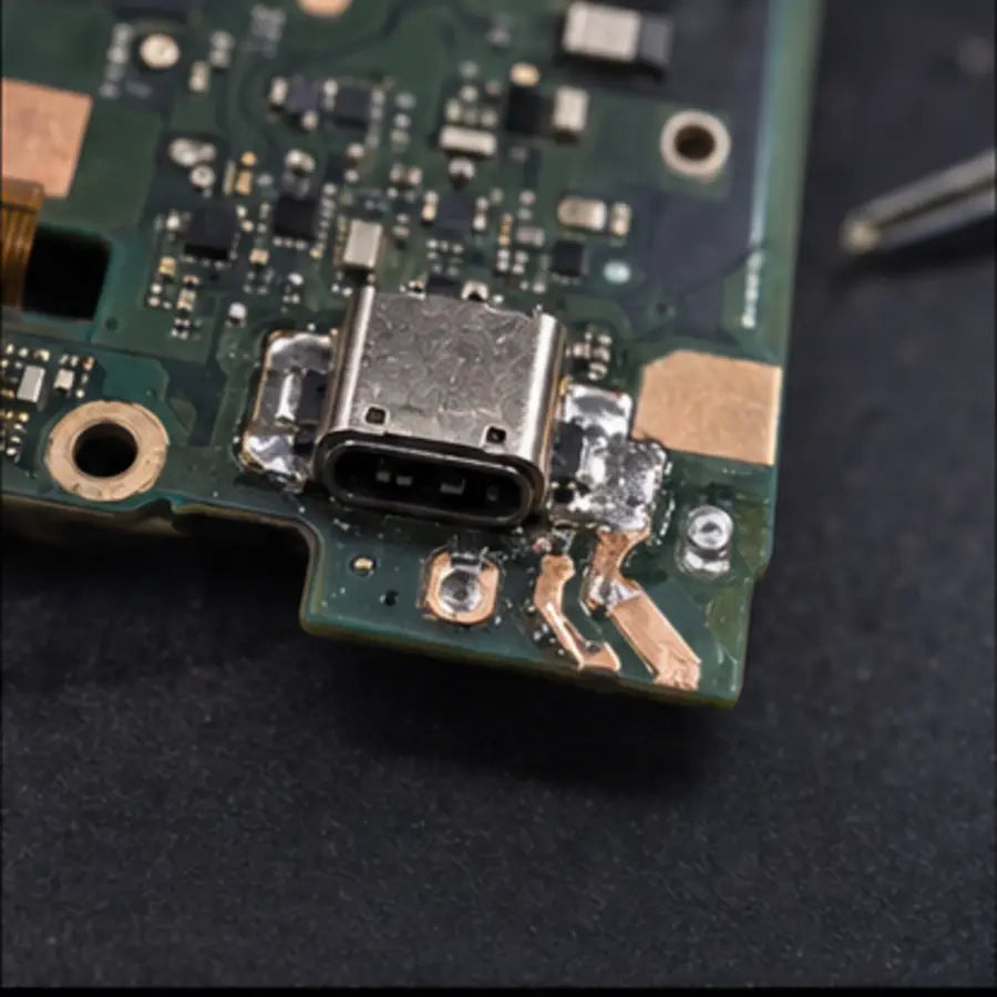 Nintendo Switch 2 USB-C-Leiterbahn- / Pad-Reparatur
